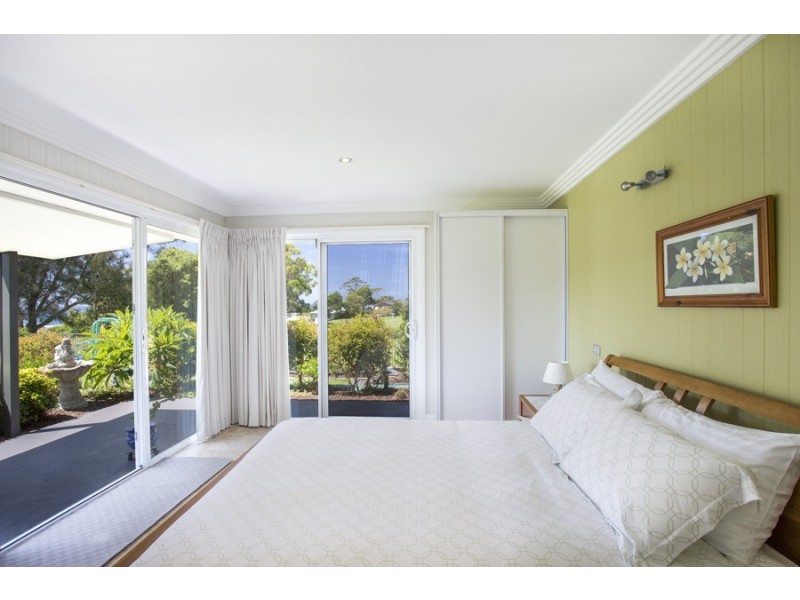84 Golf Avenue, Mollymook NSW 2539