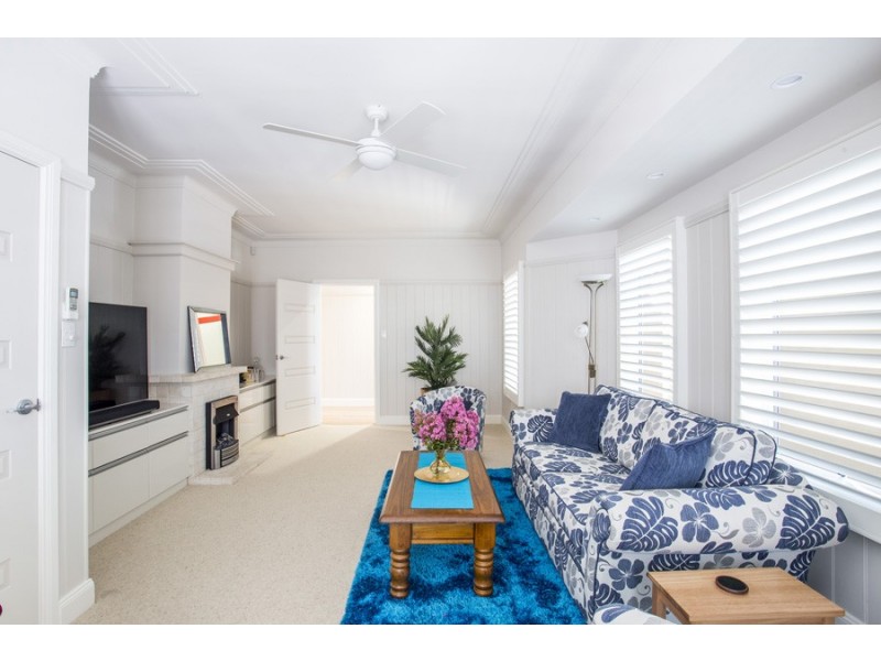 84 Golf Avenue, Mollymook NSW 2539