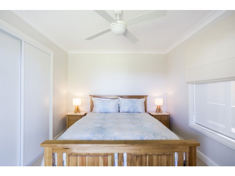 84 Golf Avenue, Mollymook NSW 2539