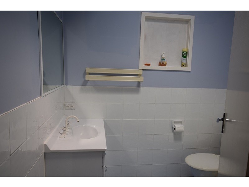 15 Ross St, Narrawallee NSW 2539