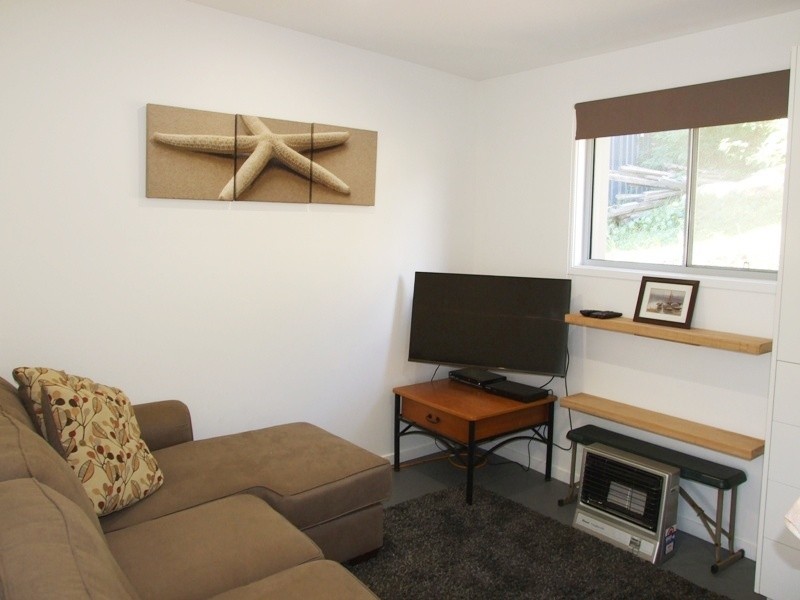 15 Merry Street, Kioloa NSW 2539