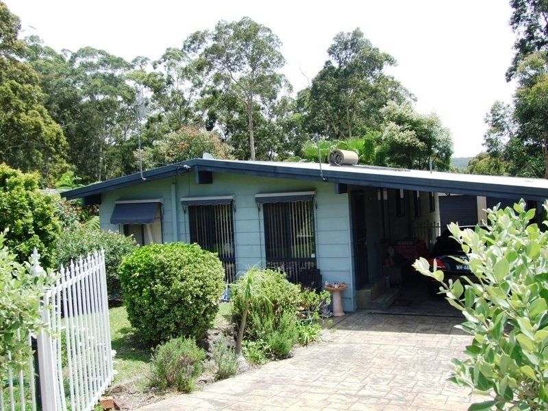 8 George Avenue, Kings Point NSW 2539
