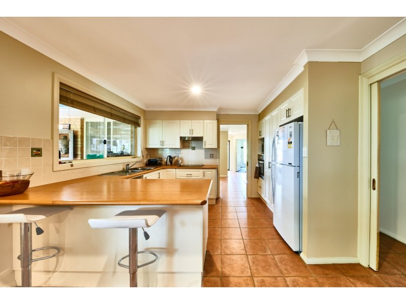 28 George Avenue, Kings Point NSW 2539