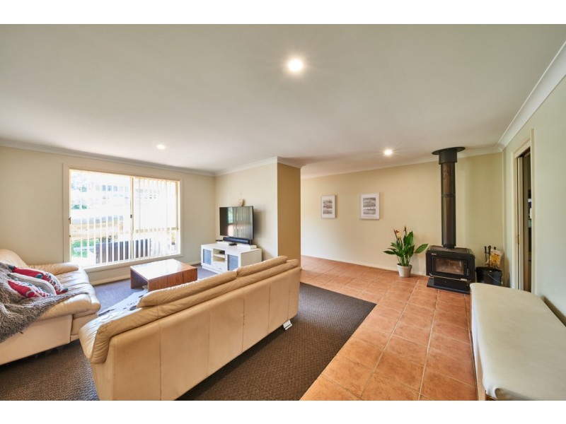 28 George Avenue, Kings Point NSW 2539