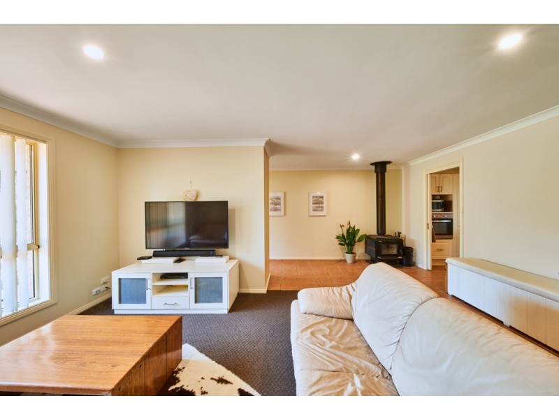 28 George Avenue, Kings Point NSW 2539