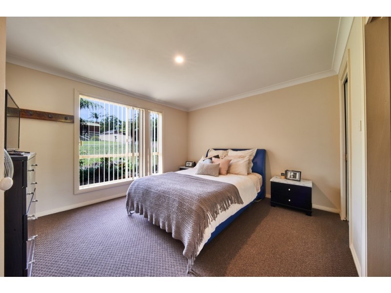 28 George Avenue, Kings Point NSW 2539