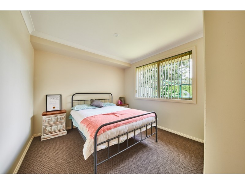28 George Avenue, Kings Point NSW 2539