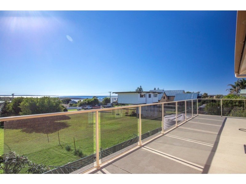 41 Lurnea Avenue, Bawley Point NSW 2539