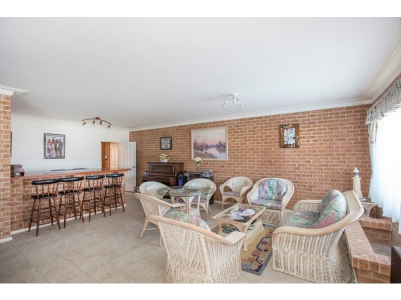 41 Lurnea Avenue, Bawley Point NSW 2539