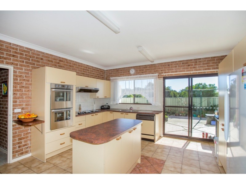 41 Lurnea Avenue, Bawley Point NSW 2539