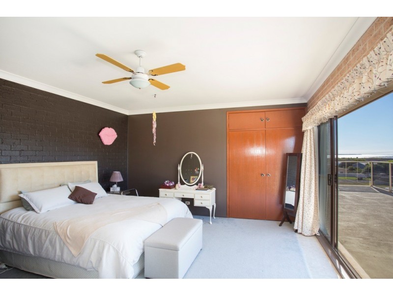 41 Lurnea Avenue, Bawley Point NSW 2539