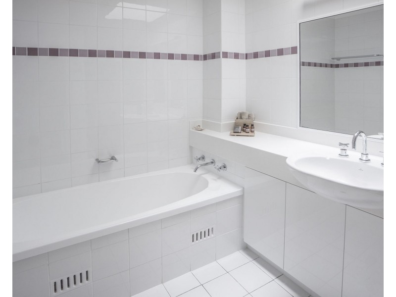 18/1A Mitchell Parade, Mollymook NSW 2539