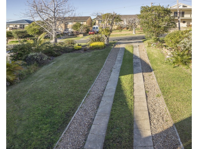 5 Riley Street, Mollymook NSW 2539