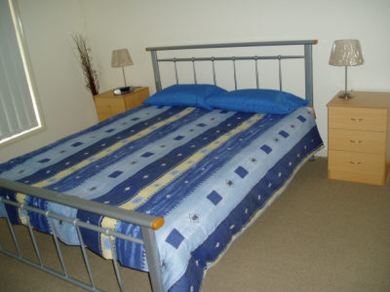 2 Hoylake Grove, Lake Conjola NSW 2539