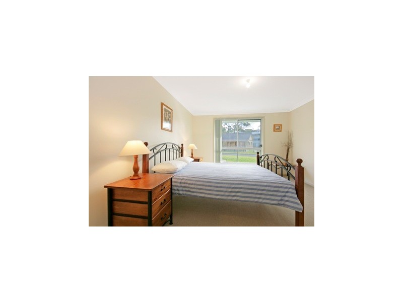 2 Hoylake Grove, Lake Conjola NSW 2539