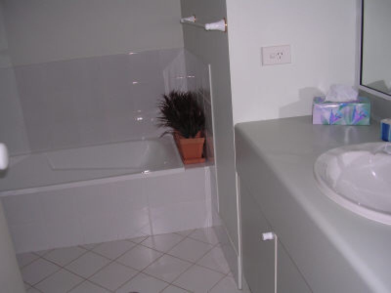 8/13-15 Augusta Place, Mollymook NSW 2539