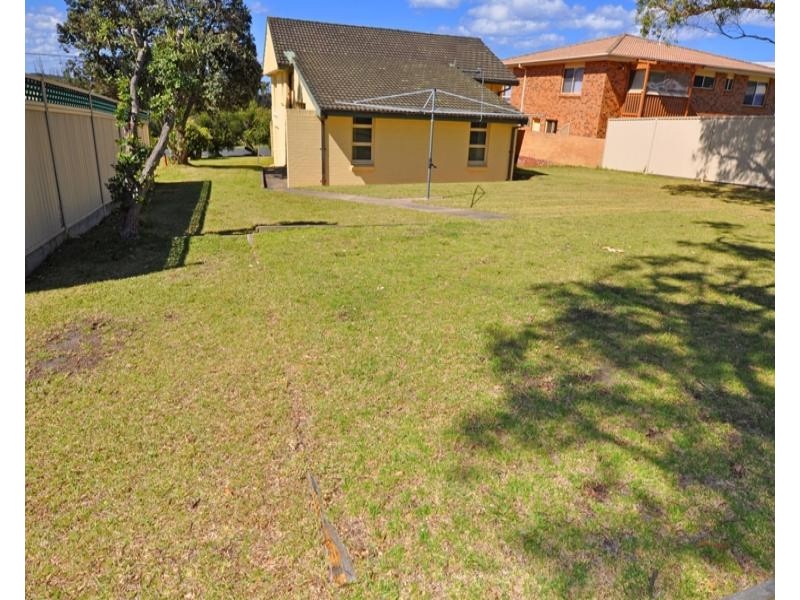 27 Seaside Parade, Dolphin Point NSW 2539