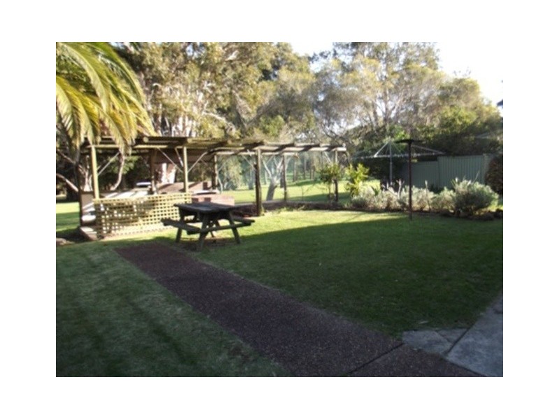 4/79 Clyde Street, Mollymook NSW 2539