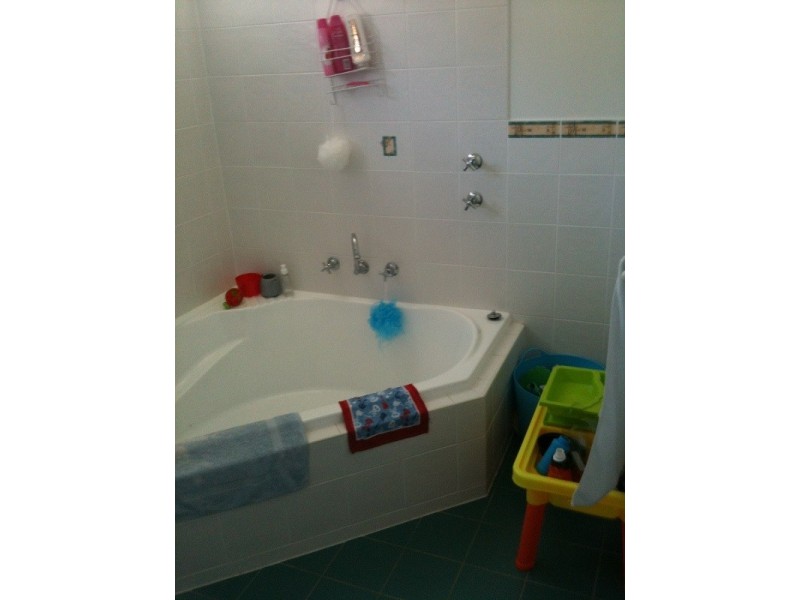 2/25 Sagittarius Way, Narrawallee NSW 2539