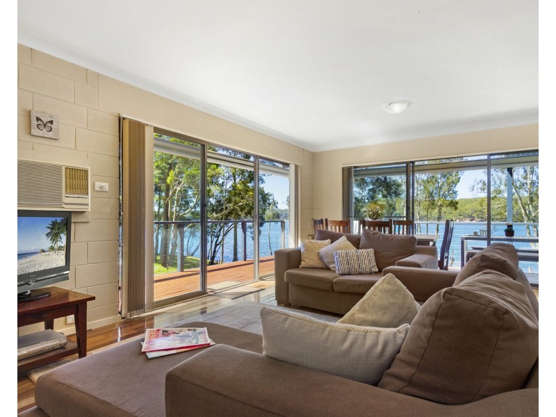 46 James Crescent, Kings Point NSW 2539