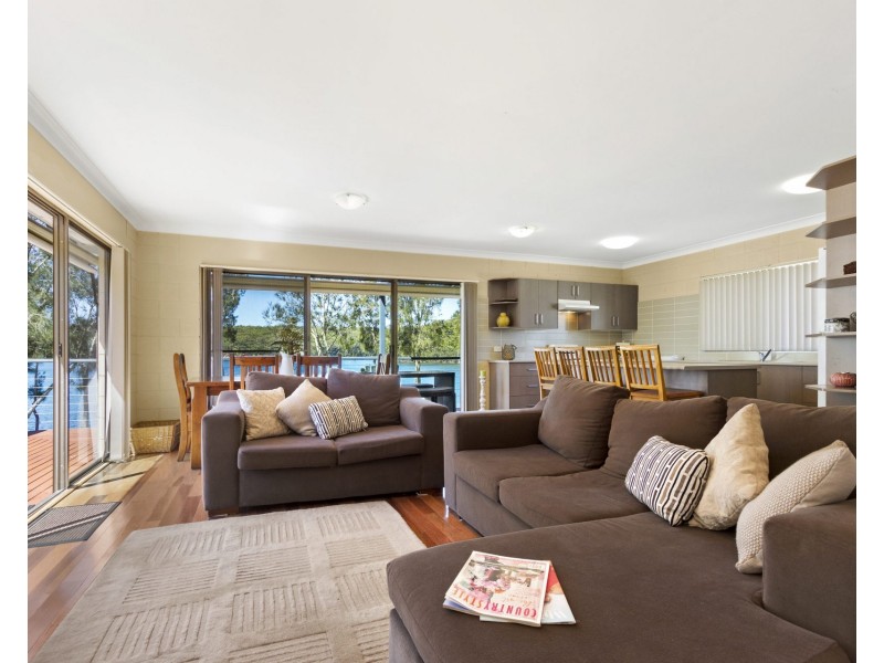 46 James Crescent, Kings Point NSW 2539
