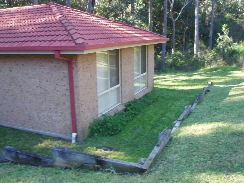 28 Oxley Crescent, Mollymook NSW 2539