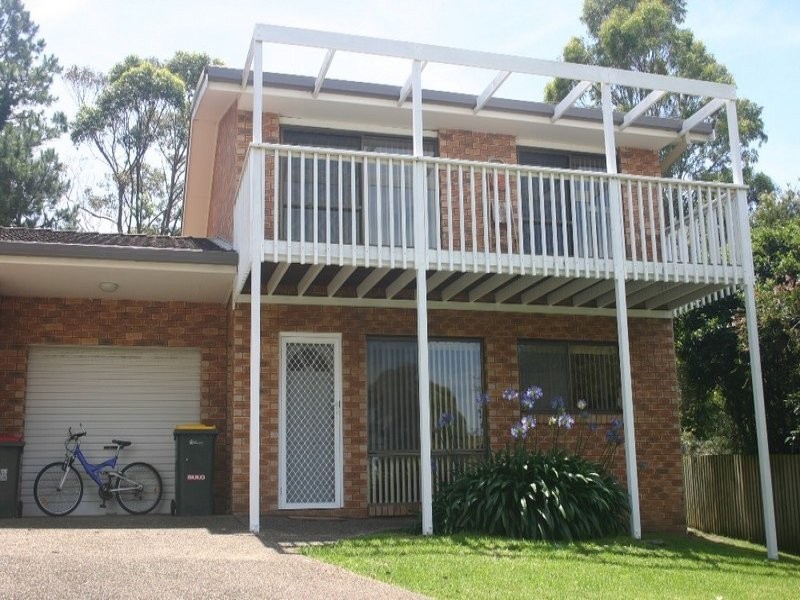 2/12 Niblick Avenue, Mollymook NSW 2539