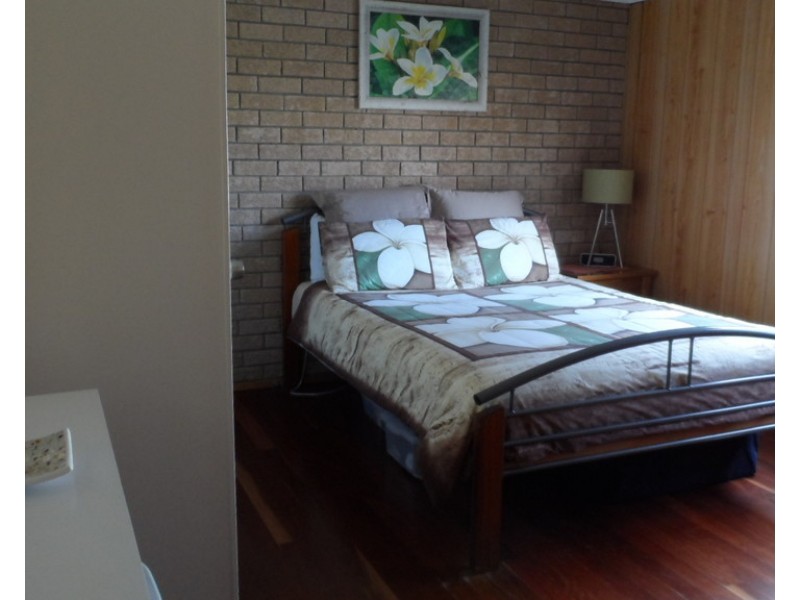 1 Woodglen Close, Mollymook NSW 2539