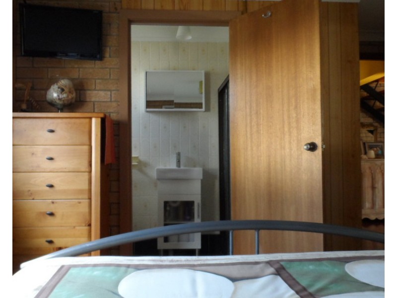 1 Woodglen Close, Mollymook NSW 2539