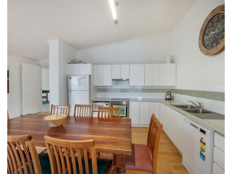 77 Tallwood Avenue, Mollymook NSW 2539