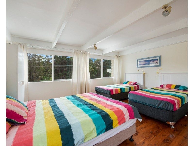 77 Tallwood Avenue, Mollymook NSW 2539