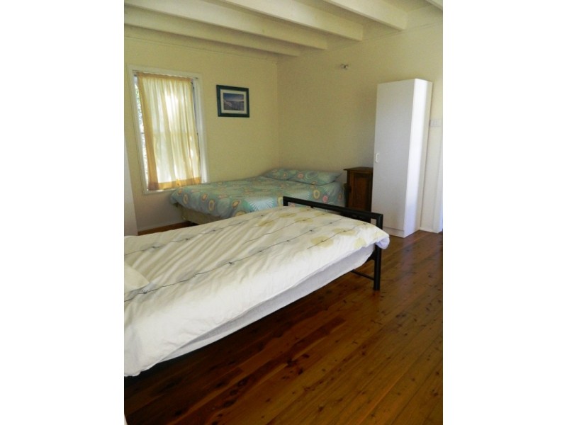 77 Tallwood Avenue, Mollymook NSW 2539