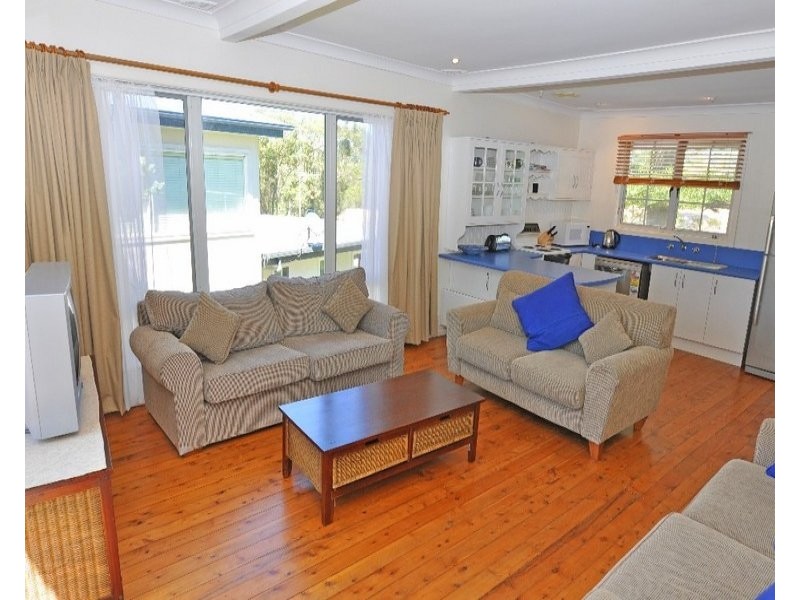 117 Mitchell Parade, Mollymook NSW 2539