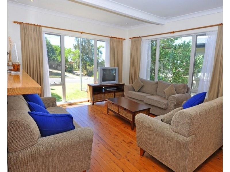 117 Mitchell Parade, Mollymook NSW 2539