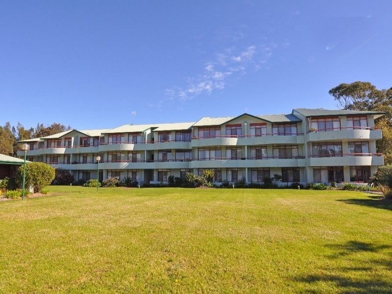 2/1A Mitchell Parade, Mollymook NSW 2539
