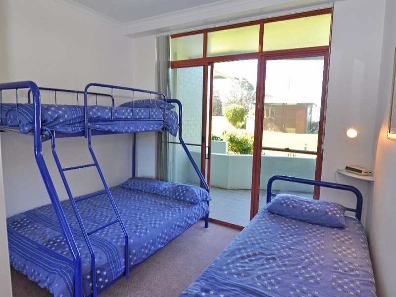 2/1A Mitchell Parade, Mollymook NSW 2539