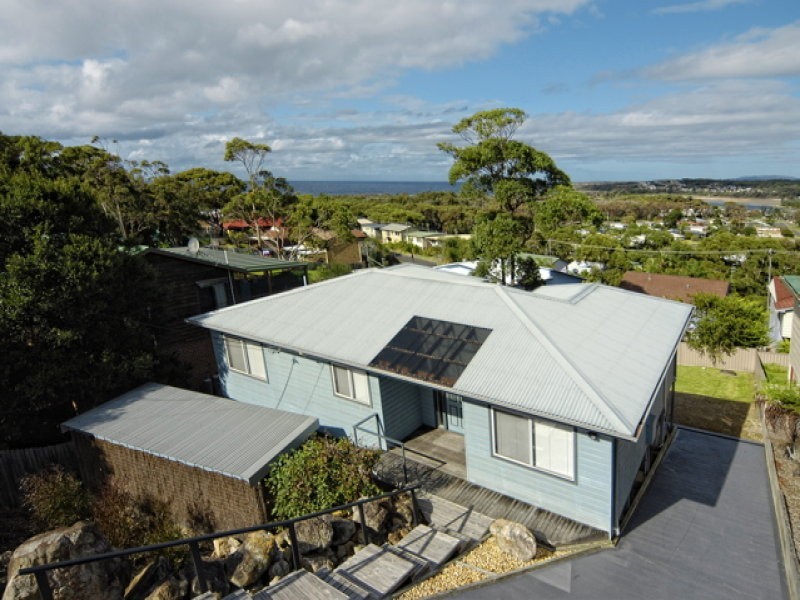 11 Canberra Crescent, Burrill Lake NSW 2539