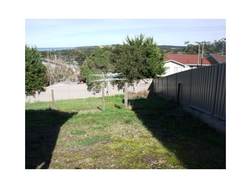 11 Canberra Crescent, Burrill Lake NSW 2539