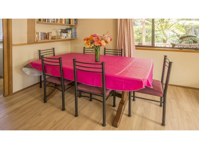 64 Ross Avenue, Narrawallee NSW 2539