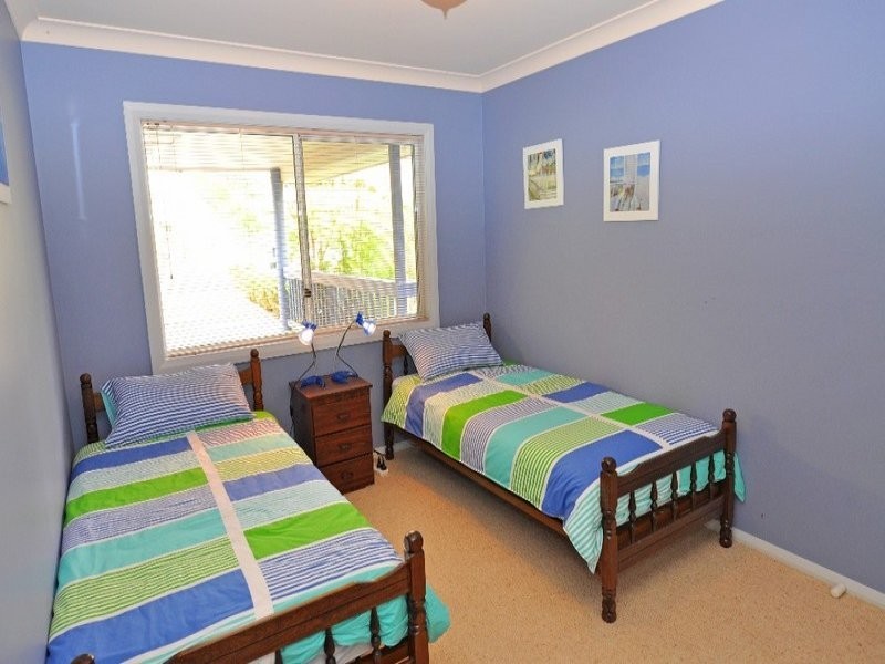 33 Linden Way, Mollymook NSW 2539