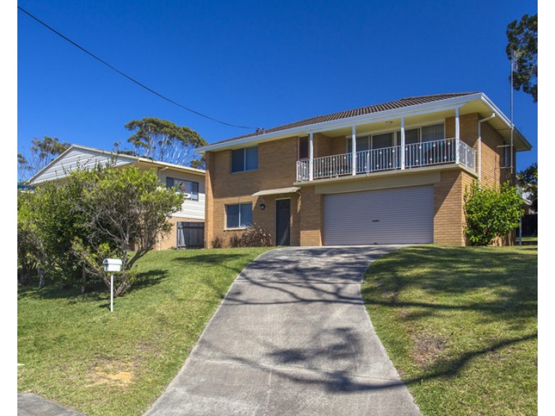 3 Booth Avenue, Narrawallee NSW 2539