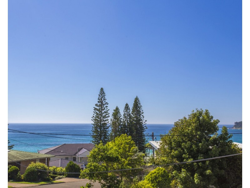 3 Booth Avenue, Narrawallee NSW 2539