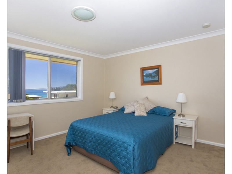 3 Booth Avenue, Narrawallee NSW 2539