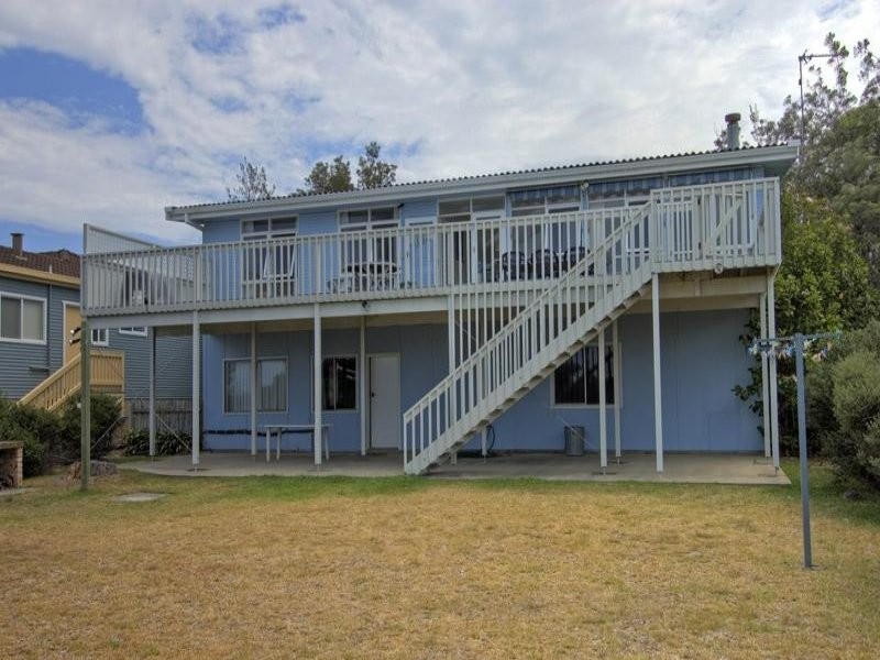 90 Mitchell Parade, Mollymook NSW 2539