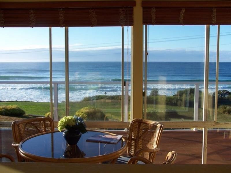 64 Donlan Road, Mollymook NSW 2539