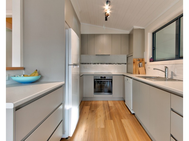 42 Lockhart Avenue, Mollymook NSW 2539