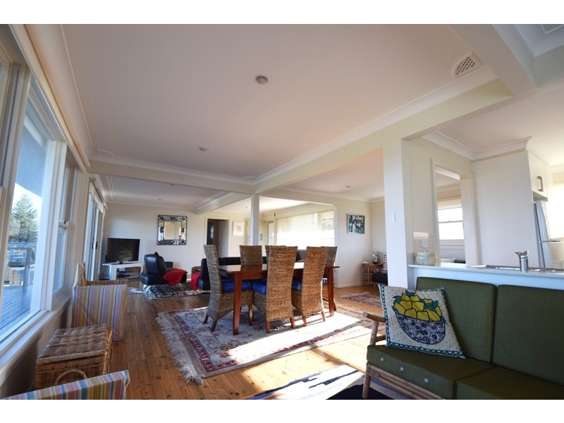 86 Mitchell Parade, Mollymook NSW 2539