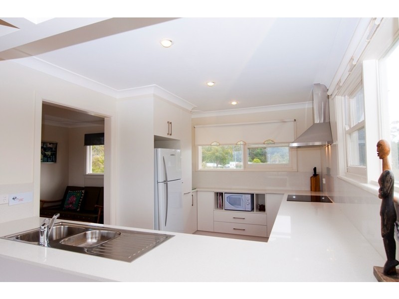 86 Mitchell Parade, Mollymook NSW 2539