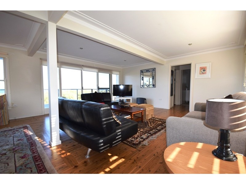 86 Mitchell Parade, Mollymook NSW 2539