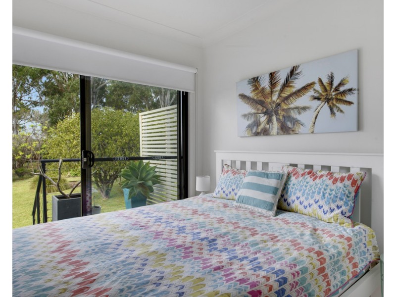 76 Carroll Avenue, Mollymook NSW 2539